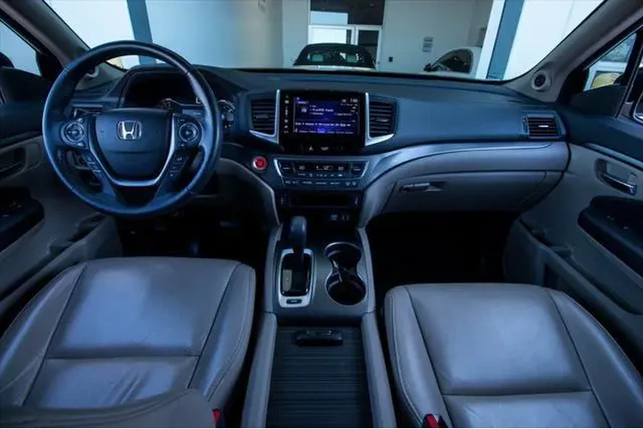 $13000 : Honda Pilot 2016 EX-L 4dr SU image 9