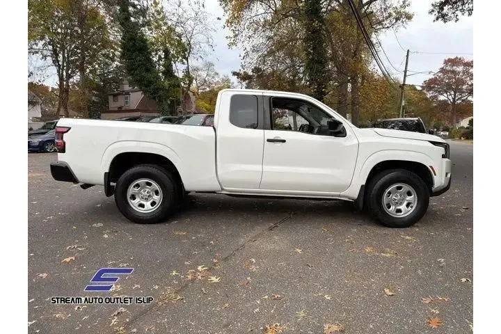 $19995 : Nissan Frontier 2022 4x4 S 4 image 9