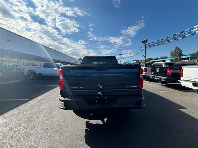 $32299 : 2021 Silverado 1500 4WD Crew image 8