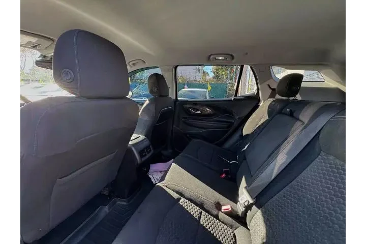 2018 GMC TERRAIN2018 GMC TERR image 7