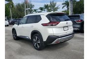$27990 : Nissan Rogue 2023 Platinum 4 thumbnail