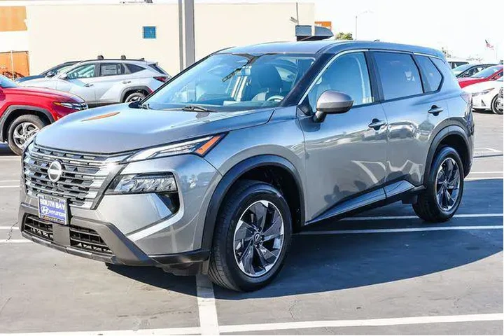 $19998 : Nissan Rogue 2024 SV 4dr Cro image 3