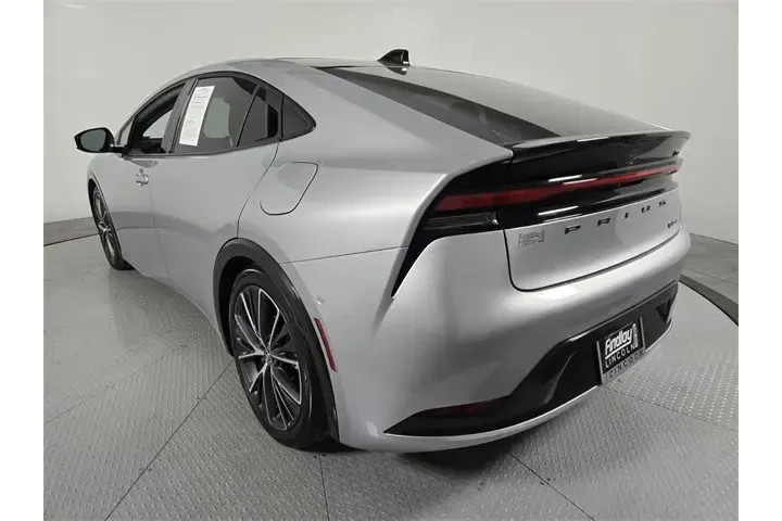 $28208 : Toyota Prius 2023 Limited 4d image 6