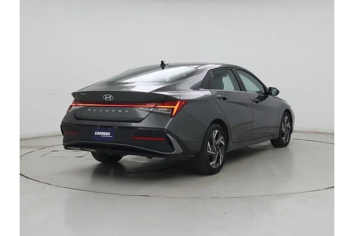 $20998 : Hyundai ELANTRA 2024 SEL 4dr image 8