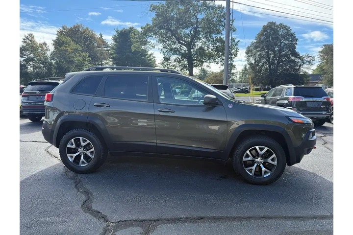 $15999 : 2015 Cherokee TRAILHAWK image 4