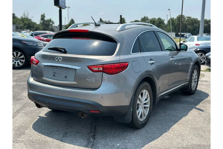 2011 INFINITI FX FX35 SPORT U image 9