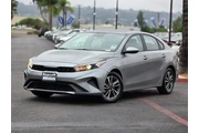 $16495 : Kia Forte 2023 LXS 4dr Sedan thumbnail