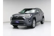 $27998 : Toyota RAV4 2021 AWD XLE Pre thumbnail