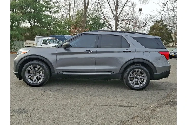 $18500 : Ford Explorer 2021 AWD XLT 4 image 4