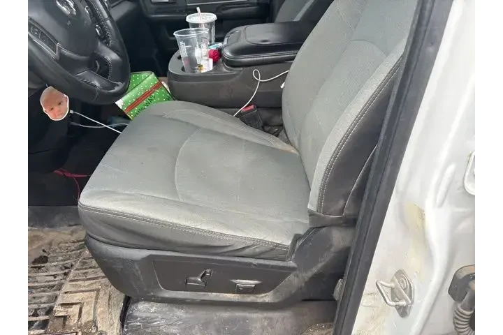 $35900 : Ram 2500 2019 4x4 Big Horn 4 image 9