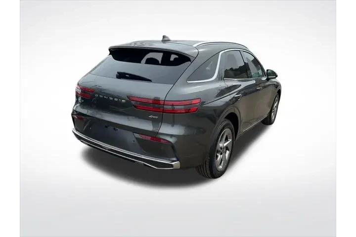 $39200 : Genesis GV70 2026 AWD 2.5T S image 8