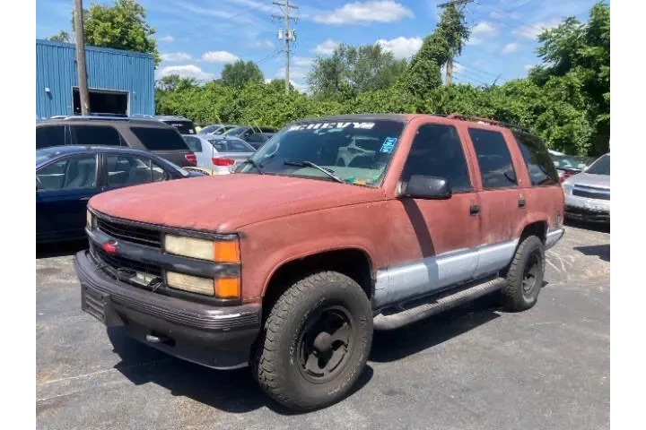 $4500 : 1996 Tahoe LT image 3