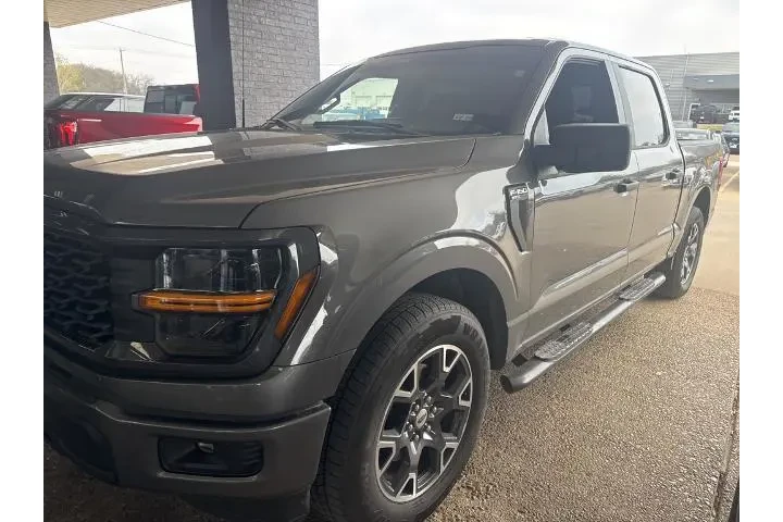 $35567 : Ford F-150 2024 4x2 STX 4dr image 4