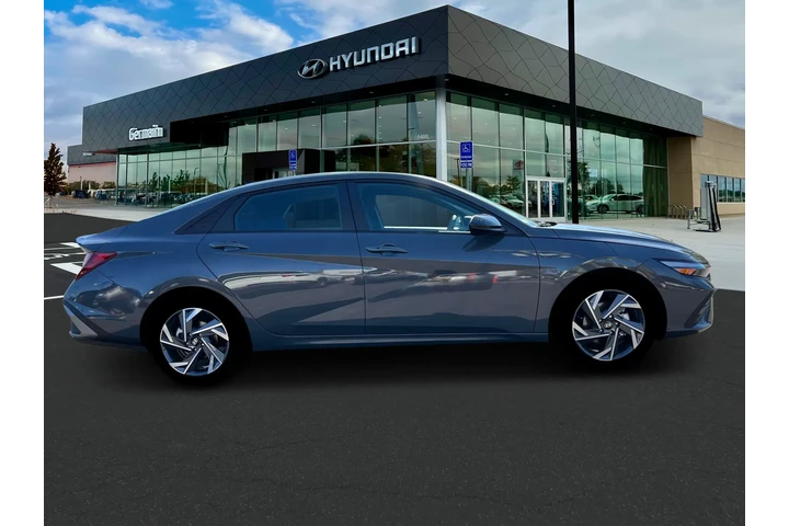 $24014 : Hyundai ELANTRA 2025 SEL Spo image 9