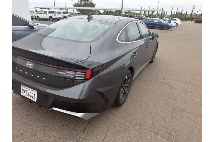 $23900 : Hyundai SONATA 2024 SEL 4dr image 4