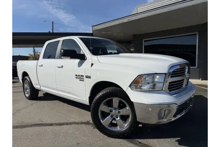 $16850 : 2019 RAM 1500 Classic Big Horn image 10