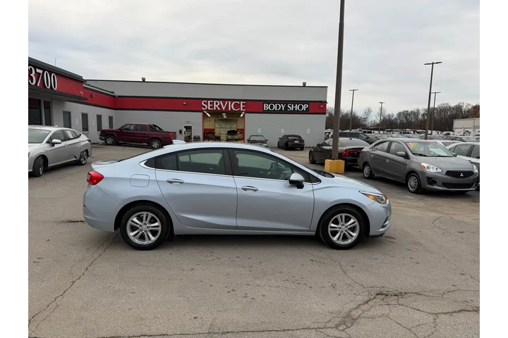$9980 : 2017 Cruze 4dr Sdn 1.4L LT w/ image 1