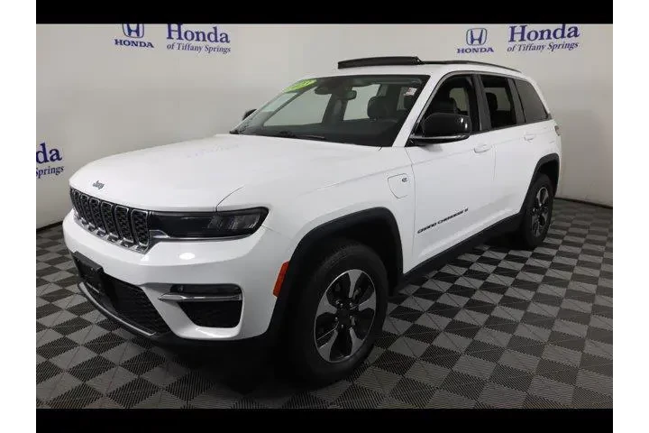 $28875 : Jeep Grand Cherokee 2023 4x4 image 3
