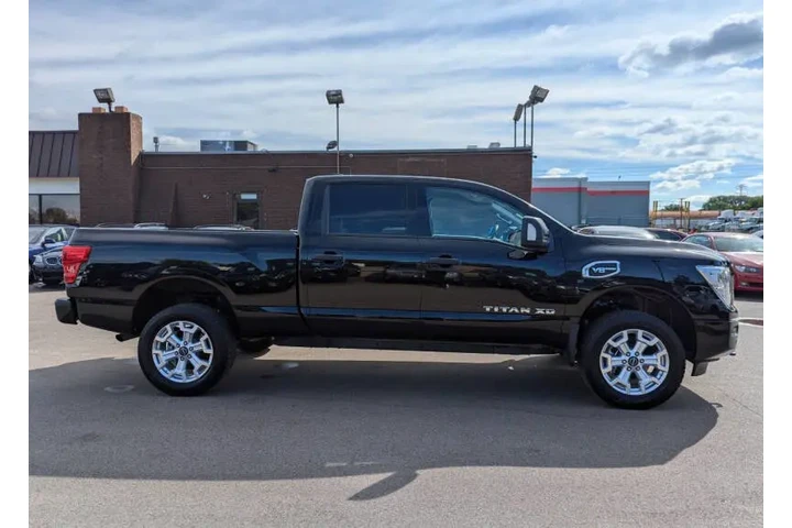 $32974 : 2024 Titan XD SV image 10