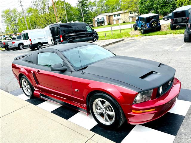 $11391 : 2006 Mustang 2dr Cpe GT Premi image 2
