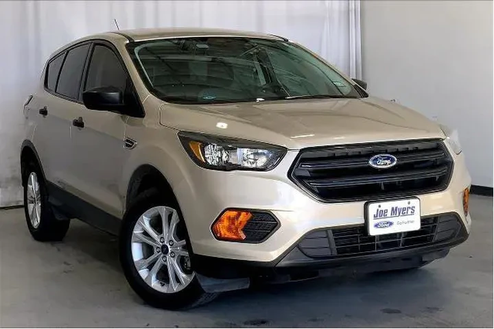 $9991 : Ford Escape 2018 S 4dr SUV image 1