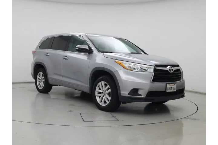 $17998 : Toyota Highlander 2016 LE 4d image 1