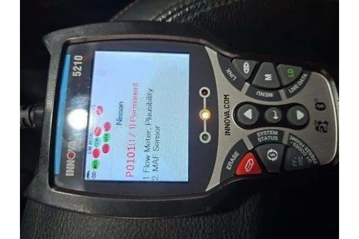 $13775 : Nissan Altima 2020 2.5 SR 4d image 7