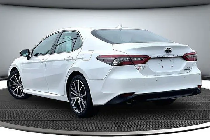 $26000 : Toyota Camry Hybrid 2023 XLE image 4