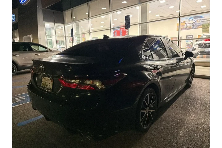 $19900 : Toyota Camry 2021 SE 4dr Sed image 6