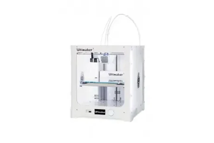 $2100 : Ultimaker 3 3D Printer image 1