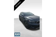 Volvo XC40 2022 AWD T5 Inscr en Myrtle Beach