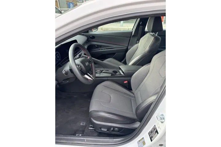 $25969 : Hyundai ELANTRA 2025 N Line image 10