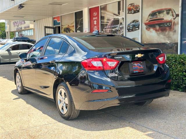 $15999 : 2018 Cruze LS Auto image 7