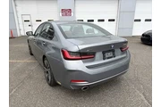 $35943 : BMW 3 Series 2023 AWD 330e x thumbnail