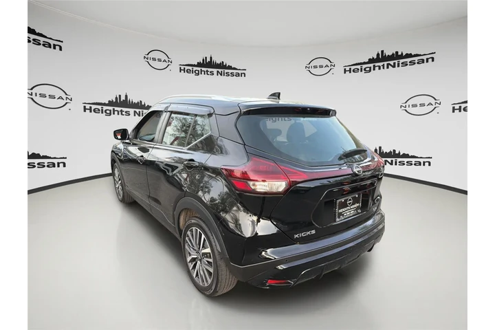 $16990 : Nissan Kicks 2022 SV 4dr Cro image 3