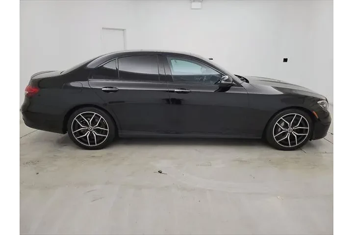 $34998 : Mercedes-Benz E-Class 2022 E image 4
