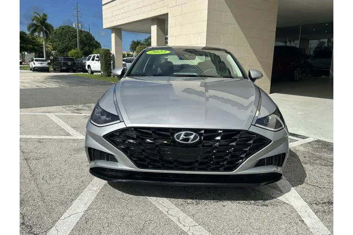 $20713 : Hyundai SONATA 2023 SEL 4dr image 3
