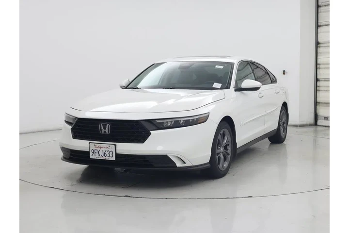 $24998 : Honda Accord 2023 EX 4dr Sed image 4