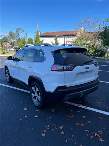 $15995 : 2019 Cherokee Limited FWD image 7