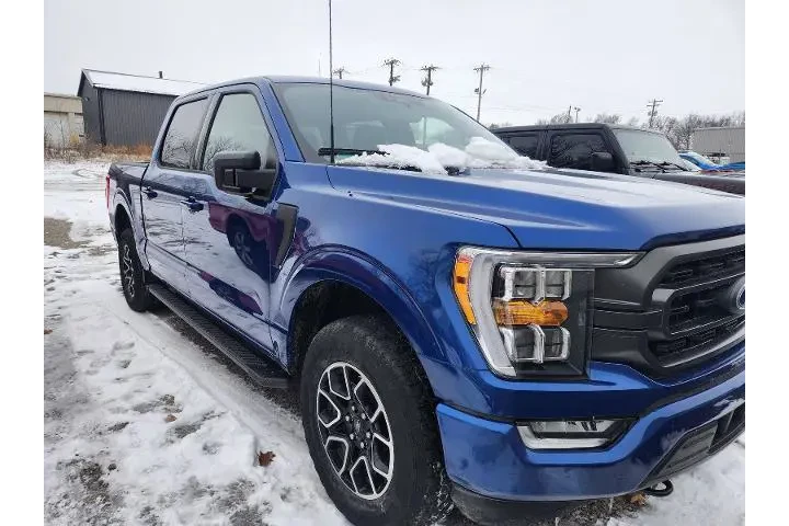 $37520 : Ford F-150 2022 4x4 XLT 4dr image 9