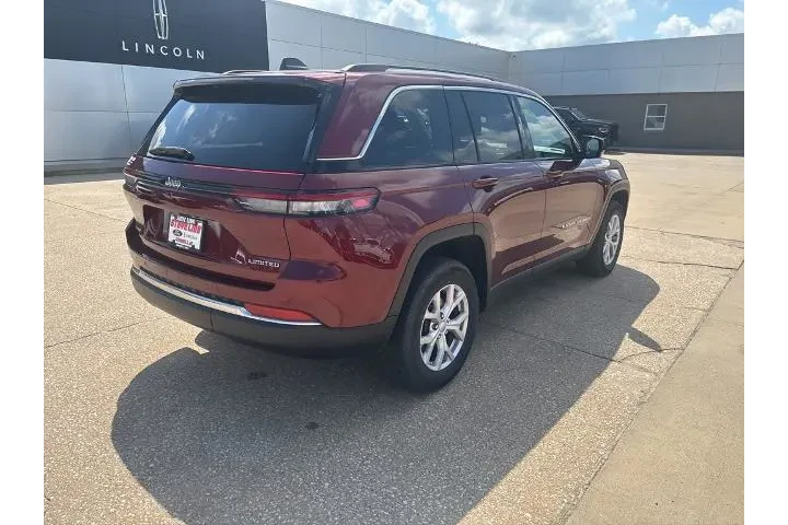 $28997 : Jeep Grand Cherokee 2022 4x4 image 6