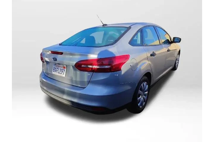 $9167 : Ford Focus 2017 S 4dr Sedan image 4