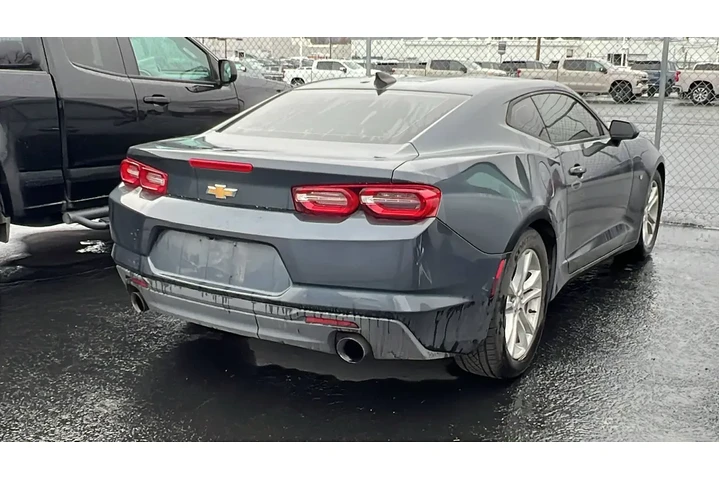$24984 : Chevrolet Camaro 2021 LS 2dr image 3