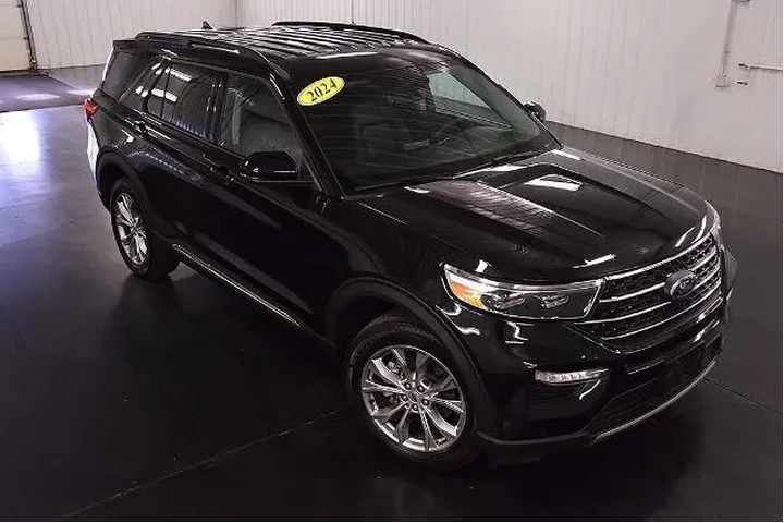 $35000 : Ford Explorer 2024 AWD XLT 4 image 9