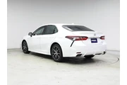 $26998 : Toyota Camry 2023 SE 4dr Sed thumbnail