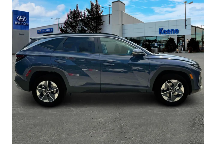 $30995 : Hyundai TUCSON 2025 AWD SEL image 9