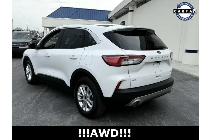$19800 : Ford Escape 2022 AWD SE 4dr image 6