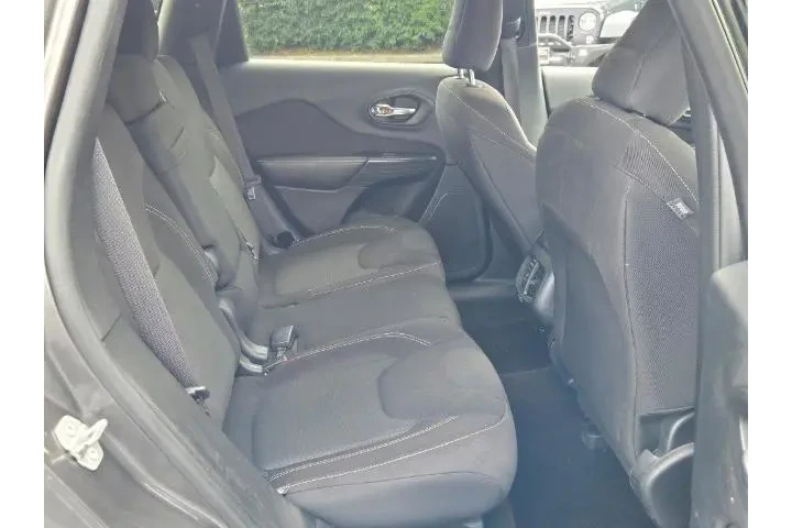 $9990 : Jeep Cherokee 2016 4x4 Latit image 9