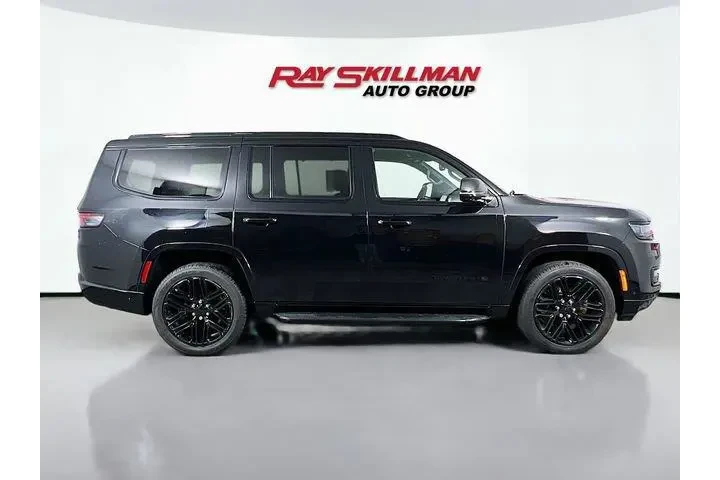 $35975 : Jeep Wagoneer 2022 4x4 Serie image 8