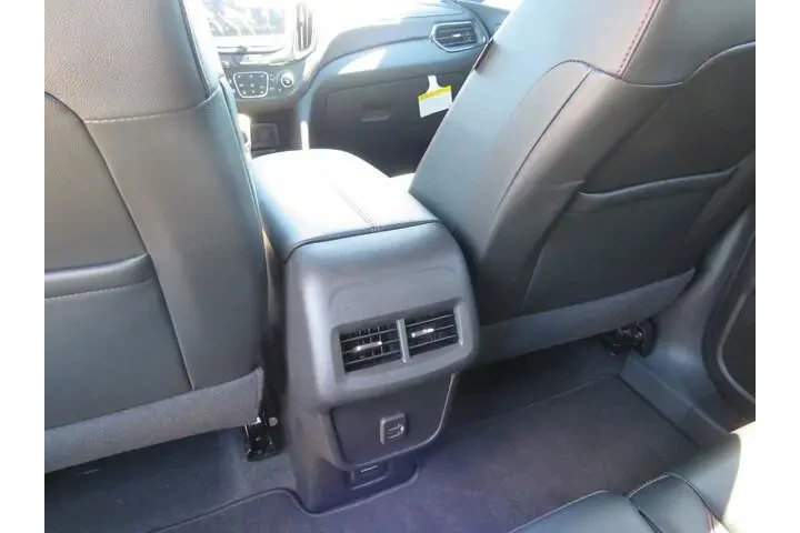 $28491 : Chevrolet Equinox 2023 RS 4d image 9